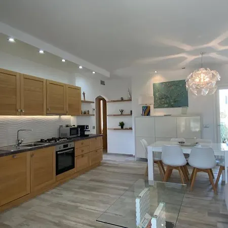 Σπίτι διακοπών R House Ii